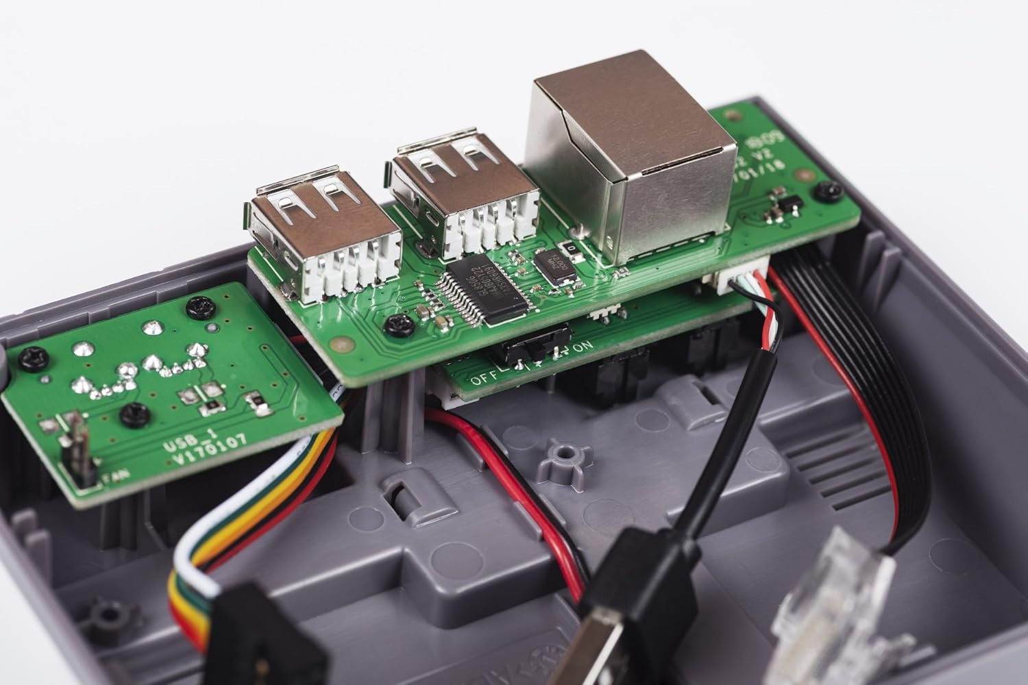Retroflag NESPi Case Plus Func - đánh giá và giá Raspberry Pi Retropie